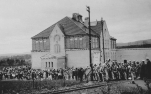 Tåsen skole 17. mai 1927